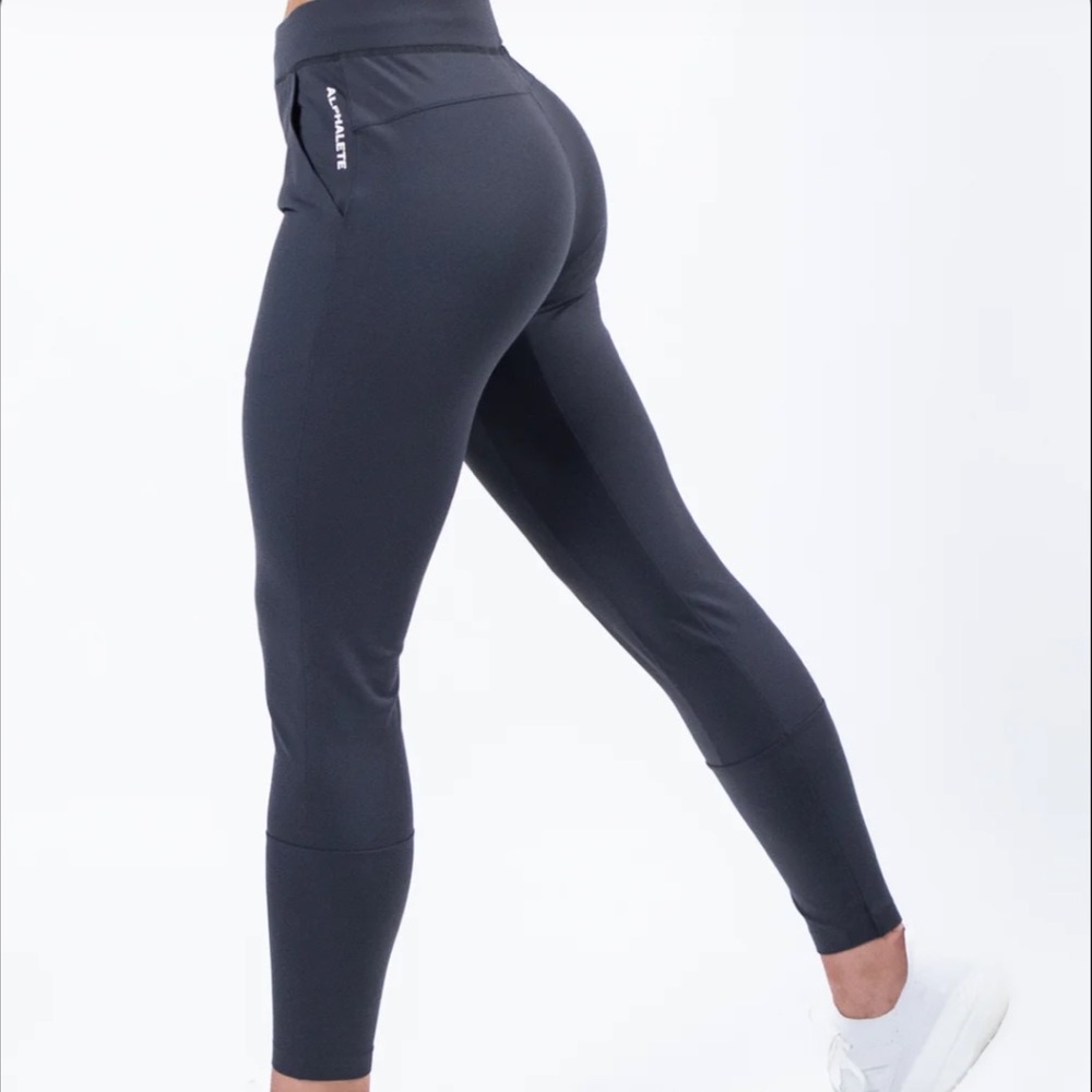 Alphalete Trace Joggers